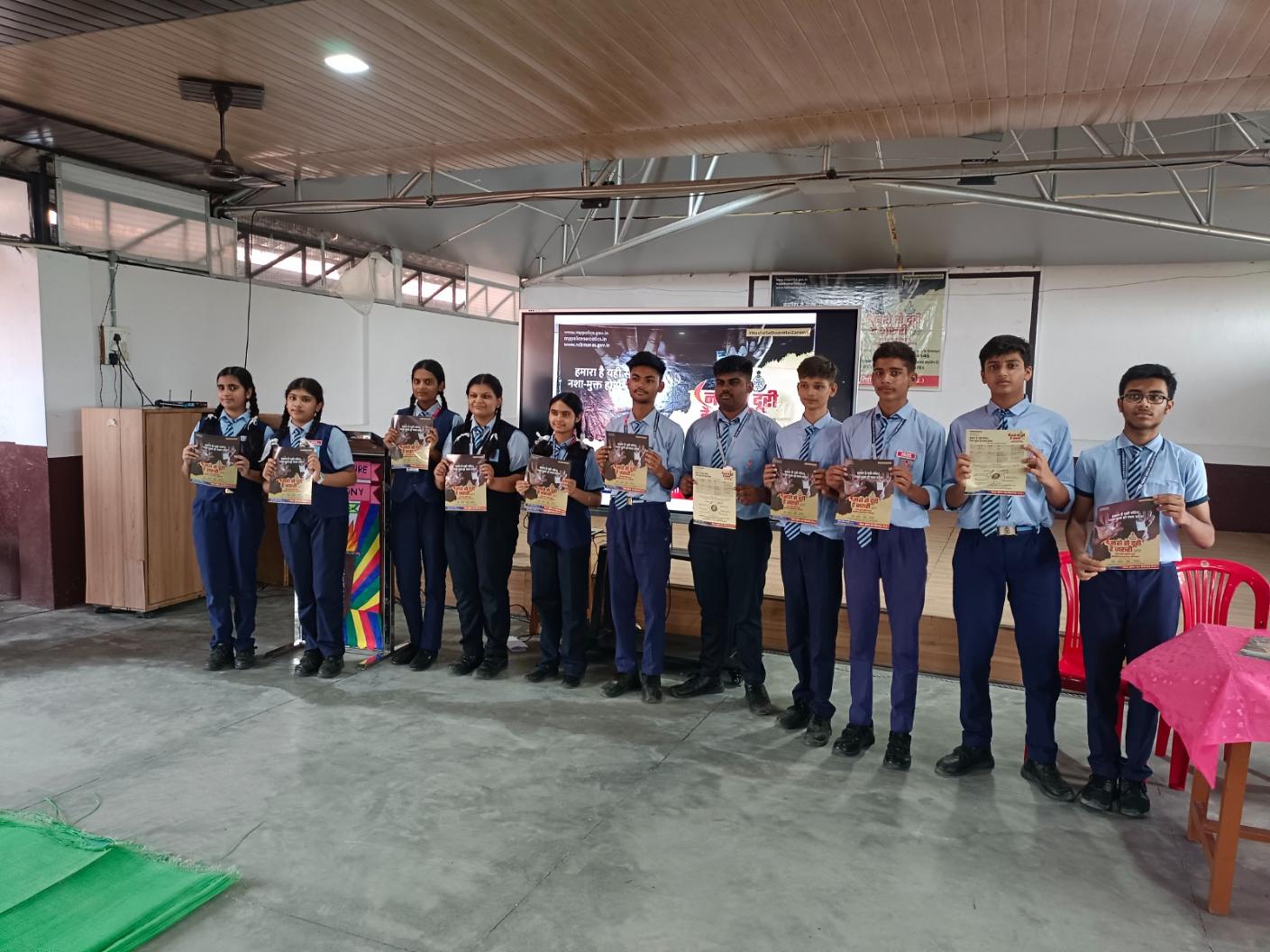 PUSHPA ENGLISH MEDIUM SCHOOL Banner Image